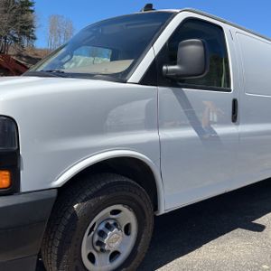 CHEVROLET EXPRESS 2500 - 2