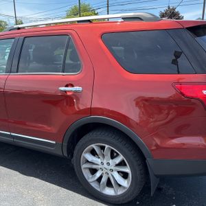 FORD EXPLORER XLT - 6