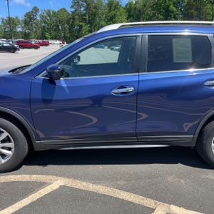 NISSAN ROGUE SV - 4