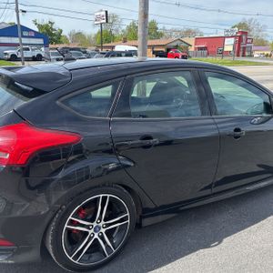 FORD FOCUS ST - 9