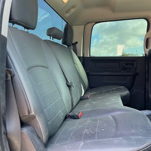 صورة 35 لـ 2023 RAM 1500 CLASSIC TRADESMAN
