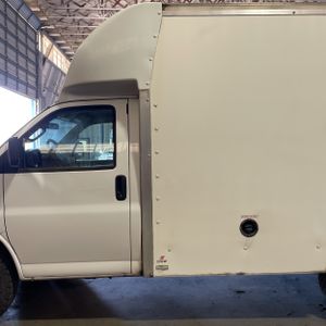 CHEVROLET EXPRESS 3500 - 4