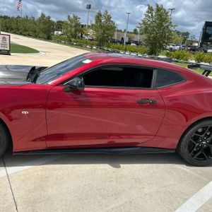 صورة 4 لـ 2018 Chevrolet CAMARO SS
