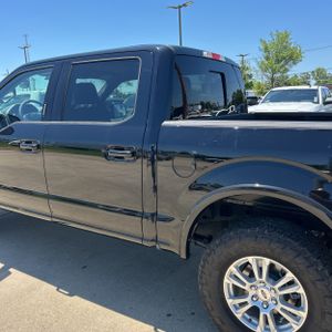 FORD F-150 LARIAT - 6