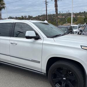 صورة مصغرة 13 لـ 2020 Cadillac ESCALADE ESV PLATINUM