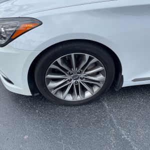 صورة مصغرة 17 لـ 2015 Hyundai GENESIS 3.8L
