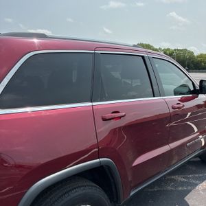2017 JEEP GRAND CHEROKEE LAREDO — фото 9