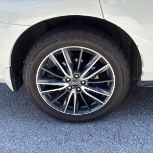 2020 Infiniti QX60 LUXE — миниатюра 16
