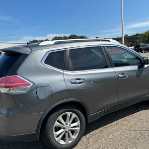 2016 Nissan ROGUE SL 照片 9