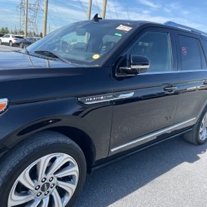 LINCOLN NAVIGATOR RESERVE - 2