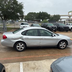 FORD TAURUS SES - 8
