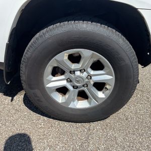 صورة مصغرة 20 لـ 2018 Toyota 4RUNNER SR5 PREMIUM