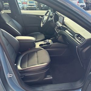صورة مصغرة 32 لـ 2025 FORD ESCAPE ST-LINE SELECT