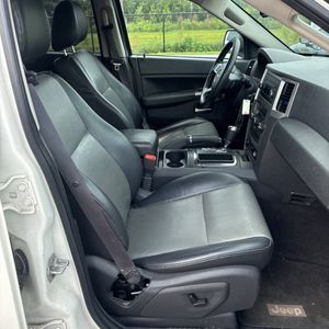2009 JEEP GRAND CHEROKEE LAREDO — миниатюра 33