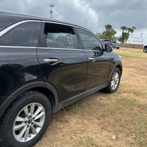 صورة 9 لـ 2019 KIA SORENTO LX