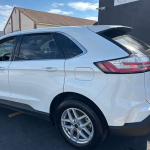 FORD EDGE SEL - 6