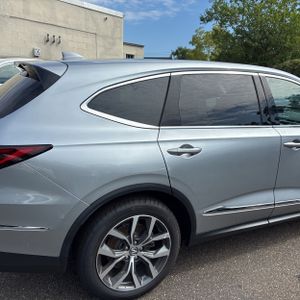 صورة 9 لـ 2023 Acura MDX SH-AWD W/TECH