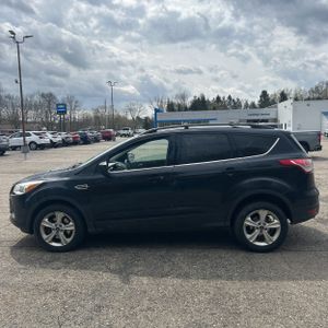 FORD ESCAPE SE - 3
