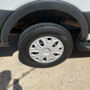 صورة مصغرة 19 لـ 2018 FORD TRANSIT 250