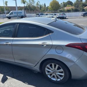 HYUNDAI ELANTRA SE - 6