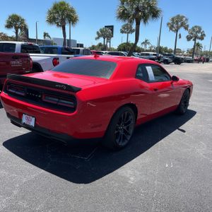 DODGE CHALLENGER SRT HELLCAT - 8
