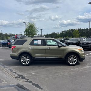 FORD EXPLORER XLT - 10