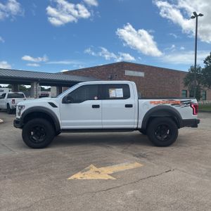 FORD F-150 RAPTOR - 3