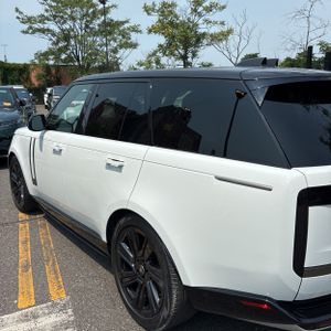 صورة 5 لـ 2023 LAND Rover RANGE ROVER P400 SE