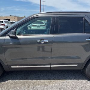 FORD EXPLORER LIMITED - 4
