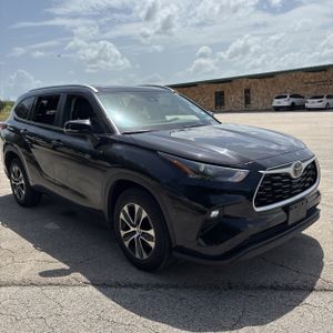 2024 Toyota HIGHLANDER XLE thumbnail 12