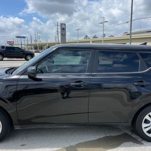 KIA SOUL LX - 4
