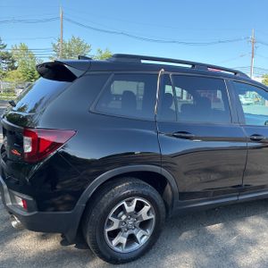 صورة 9 لـ 2023 Honda PASSPORT TRAILSPORT
