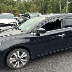 2019 Nissan SENTRA SV — фото 2