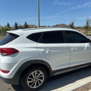 HYUNDAI TUCSON SE - 9