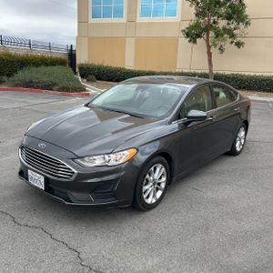 FORD FUSION SE - 1