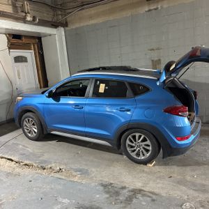 HYUNDAI TUCSON SEL - 3