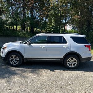 2018 FORD EXPLORER XLT 照片 3