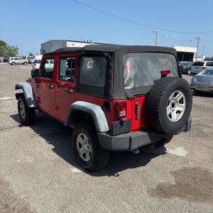 صورة 5 لـ 2011 JEEP WRANGLER UNLIMITED SPORT