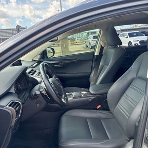 2021 Lexus NX 300 BASE — миниатюра 31