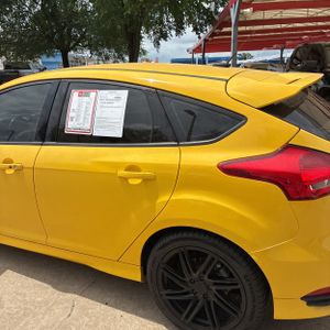 FORD FOCUS ST - 6