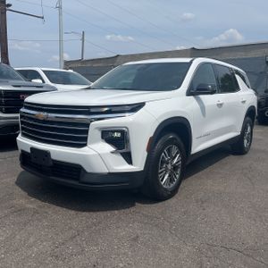 2024 Chevrolet TRAVERSE LT — фото 1