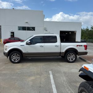 FORD F-150 LARIAT - 3