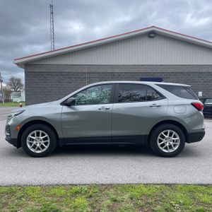 CHEVROLET EQUINOX LS - 3