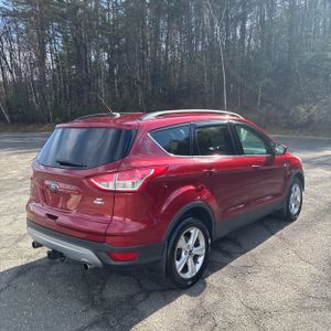 FORD ESCAPE SE - 8