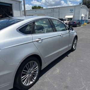 FORD FUSION SE - 9