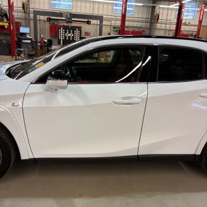 LEXUS UX 250H F SPORT HANDLING - 4