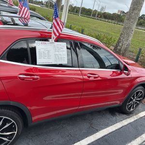 MERCEDES-BENZ GLA - 9