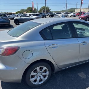 صورة 9 لـ 2013 Mazda MAZDA3 I SPORT