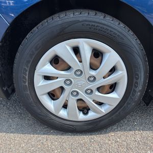 2019 Hyundai ELANTRA SE 缩略图 19