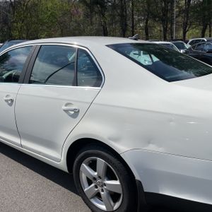 VOLKSWAGEN JETTA SE - 6